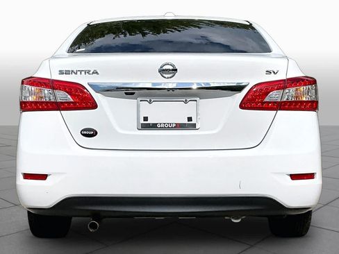 Used 2015 Nissan Sentra SV FWD image 5