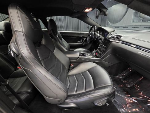 Used 2014 Maserati GranTurismo Sport RWD image 2