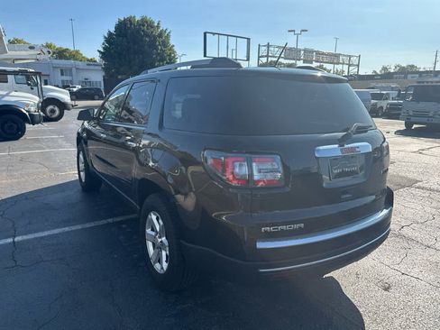 Used 2015 GMC Acadia SLE image 6
