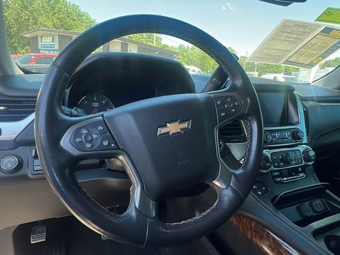 Used 2017 Chevrolet Tahoe Premier AWD/4WD image 13