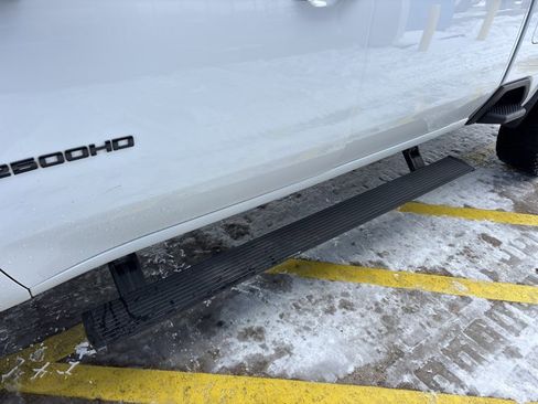 Used 2020 Chevrolet Silverado 2500 LT w/ Convenience Package image 15