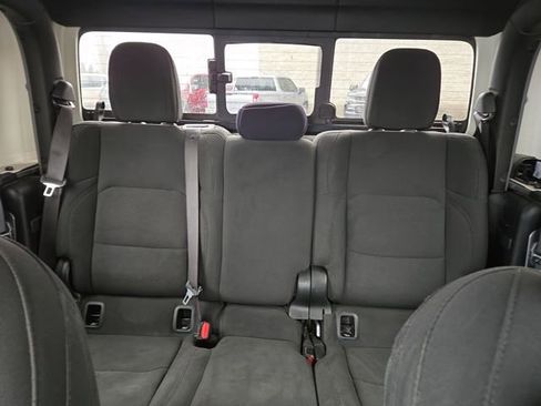 Used 2020 Jeep Gladiator Sport w/ Quick Order Package 24S image 28