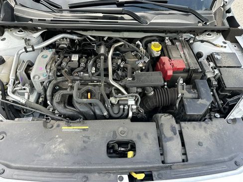 Used 2025 Nissan Sentra SV FWD image 33