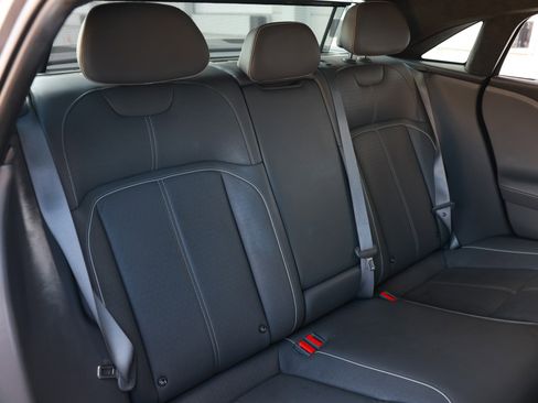 Used 2023 Lucid Air Grand Touring image 18