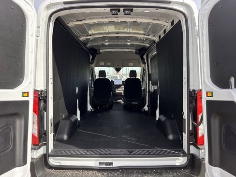New 2026 Ford Transit 250 148 Medium Roof w/ Load Area Protection Package RWD image 22