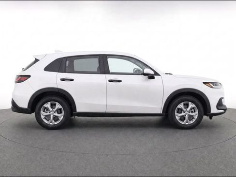 Used 2024 Honda HR-V LX image 8