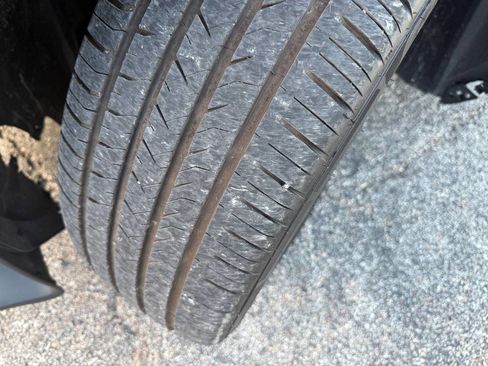 Used 2021 Dodge Challenger SXT w/ Blacktop Package image 27