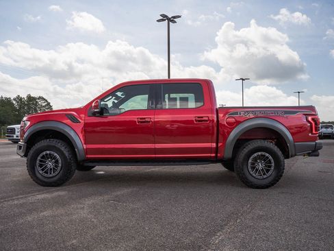 Certified 2020 Ford F150 Raptor w/ Equipment Group 802A Luxury AWD/4WD image 11