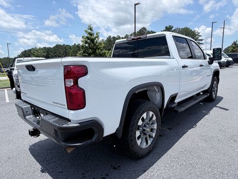 Used 2024 Chevrolet Silverado 2500 Custom w/ Custom Value Package AWD/4WD image 6