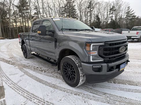 Certified 2022 Ford F250 Lariat w/ Black Appearance Package image 1