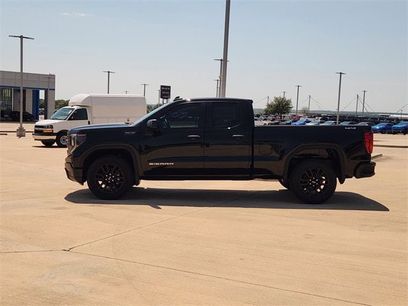 New 2026 GMC Sierra 1500 Pro w/ Graphite Edition
