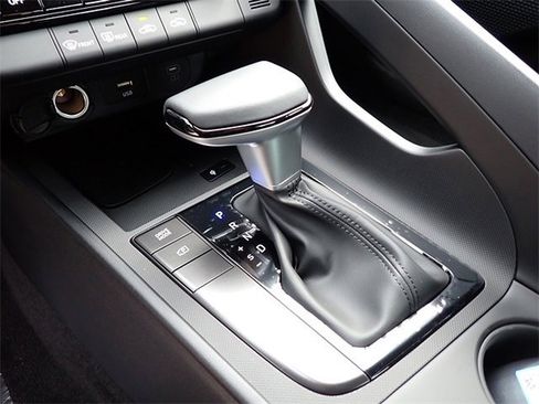 New 2025 Hyundai Elantra Sport image 16