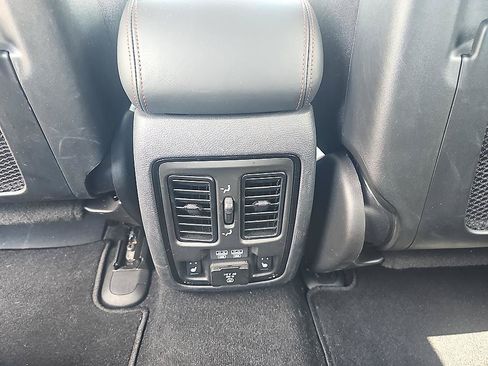Used 2023 Dodge Durango R/T AWD/4WD image 29