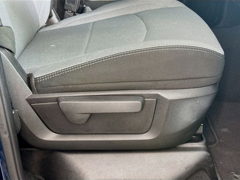 Used 2024 RAM 2500 Big Horn w/ Bed Utility Group image 22