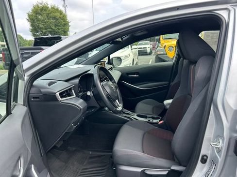 Used 2025 Toyota Corolla SE FWD image 15