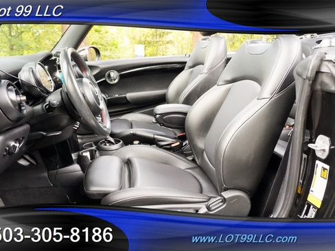 Used 2019 MINI Cooper S w/ Premium Package image 13