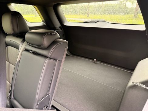 New 2027 Chevrolet Equinox LT w/ Convenience Package II FWD image 27