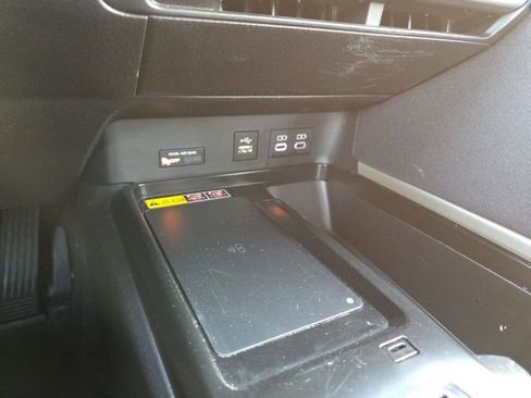 Used 2025 Toyota Camry LE image 17