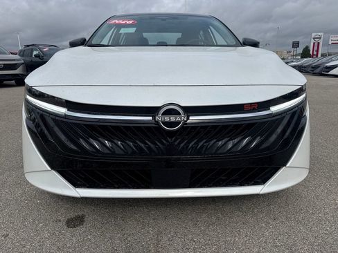 New 2026 Nissan Sentra SR w/ SR All Weather Package FWD image 9