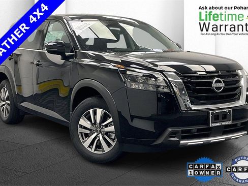 Certified 2025 Nissan Pathfinder SL image 1