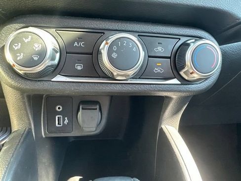 Used 2023 Nissan Versa S w/ S Plus Package FWD image 19