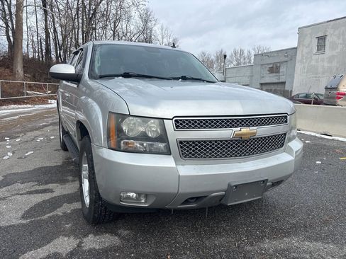 Used 2010 Chevrolet Tahoe LT w/ Luxury Package image 7
