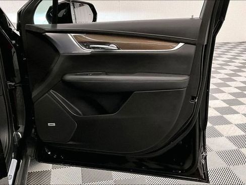 Used 2024 Cadillac XT6 Sport w/ LPO, Onyx Lite Package AWD/4WD image 22