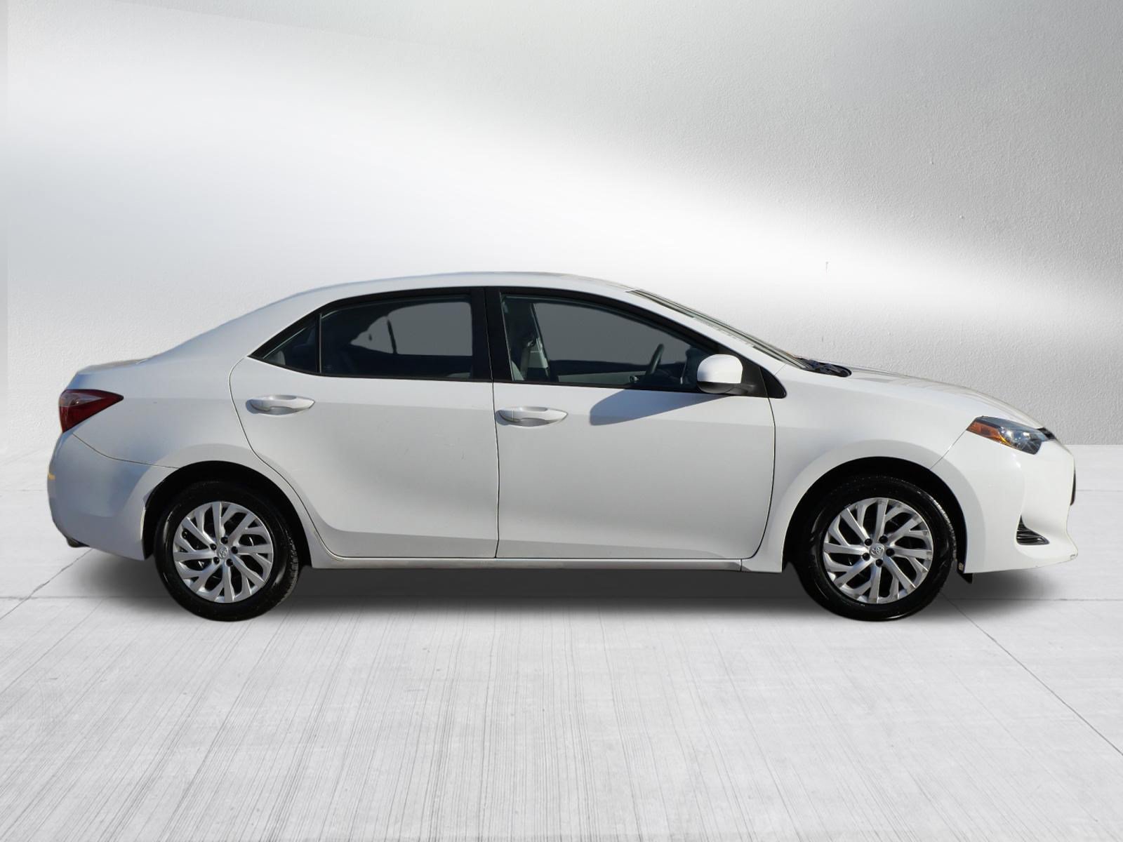 Certified 2019 Toyota Corolla LE FWD image 8