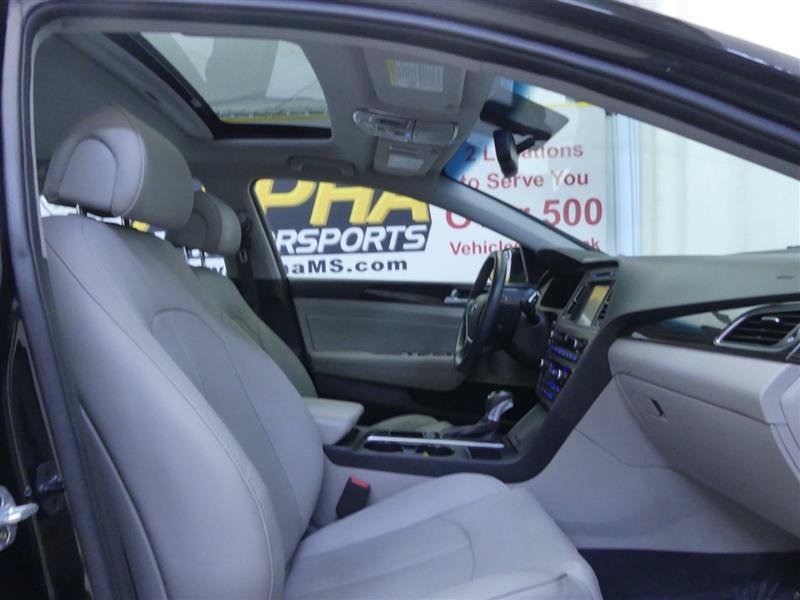 Used 2017 Hyundai Sonata Limited w/ Tech Package 03 FWD image 8