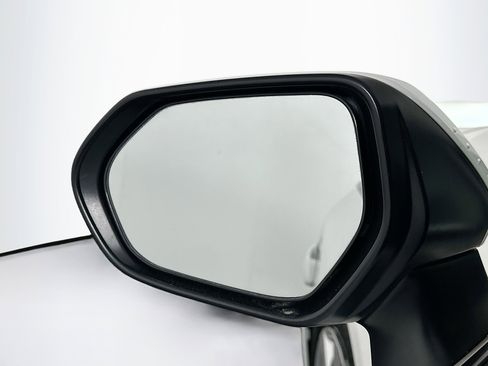 Used 2024 Toyota Corolla LE image 16