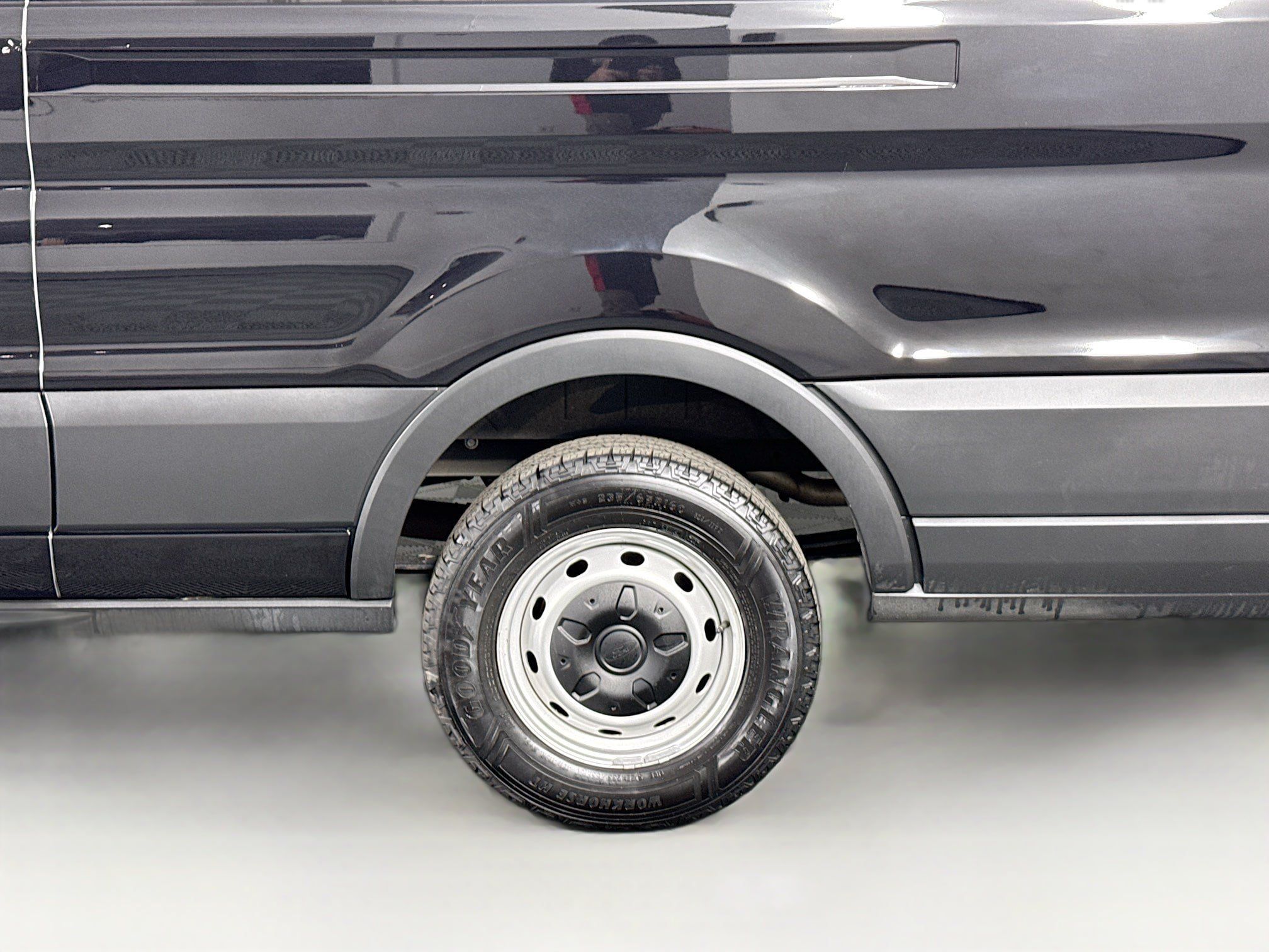 Used 2023 Ford Transit 250 148 High Roof Extended w/ Load Area Protection Package RWD image 42