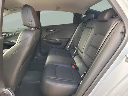 New 2025 Chevrolet Malibu LT image 22