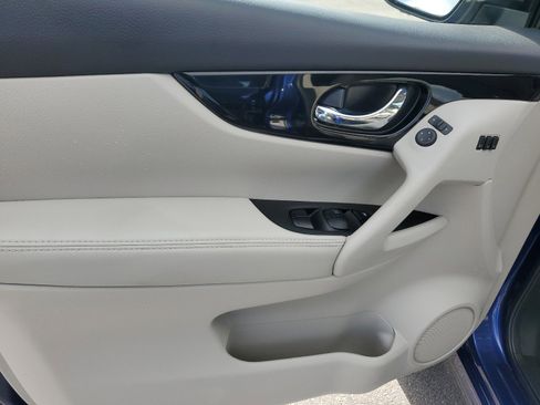 Certified 2021 Nissan Rogue Sport SL w/ Premium Package image 29