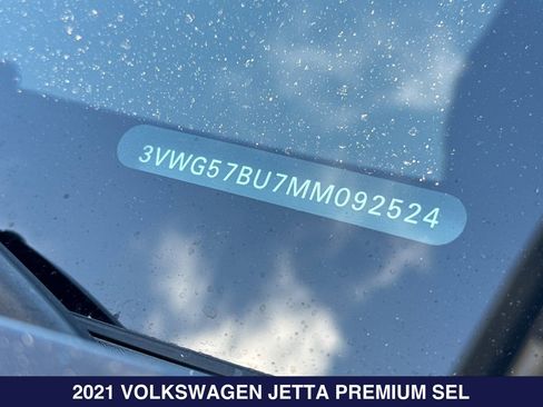 Used 2021 Volkswagen Jetta SEL Premium FWD image 4