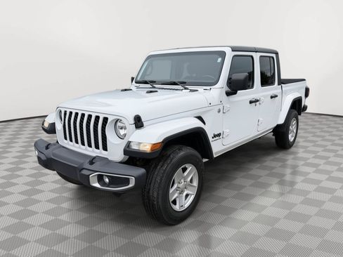 Used 2020 Jeep Gladiator Sport w/ Quick Order Package 24S AWD/4WD image 3