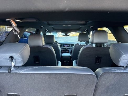 Used 2024 Buick Enclave Essence w/ Experience Buick Package image 31