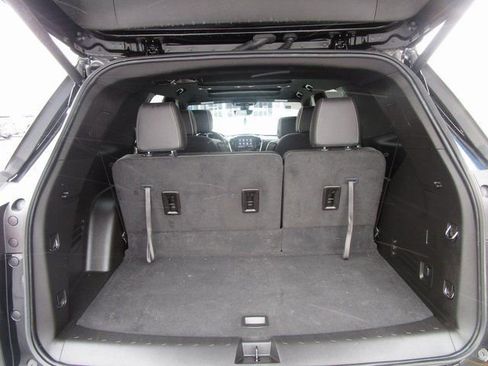 Certified 2023 Chevrolet Traverse Premier w/ Redline Edition image 23