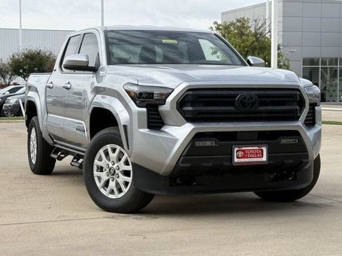 New 2026 Toyota Tacoma SR5 AWD/4WD image 2
