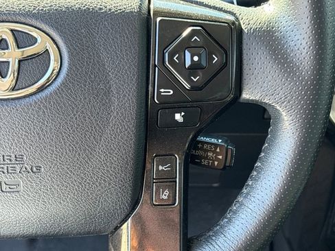 Used 2022 Toyota 4Runner TRD Off-Road Premium image 16