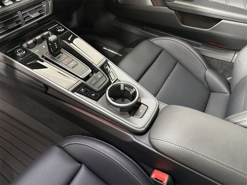 New 2026 Porsche 911 Carrera 4S image 32