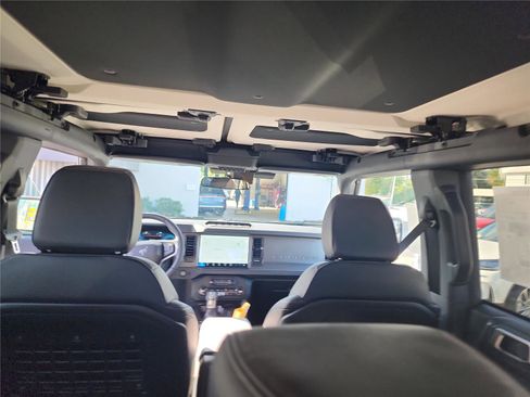 New 2025 Ford Bronco Badlands w/ Sasquatch Package image 21