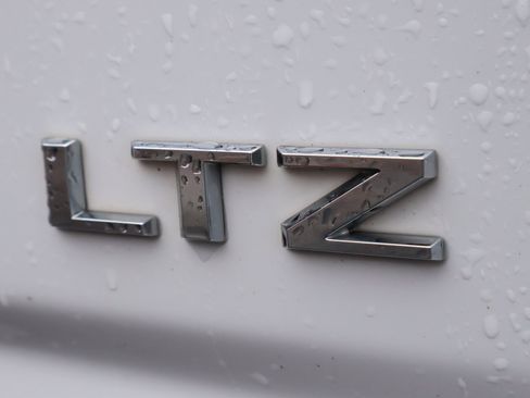 Used 2020 Chevrolet Silverado 3500 LTZ image 24