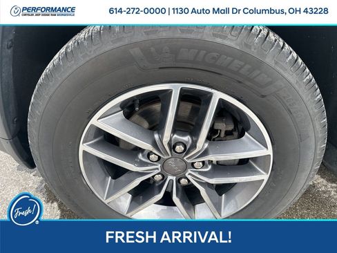 Used 2020 Jeep Grand Cherokee Limited w/ Luxury Group II image 10