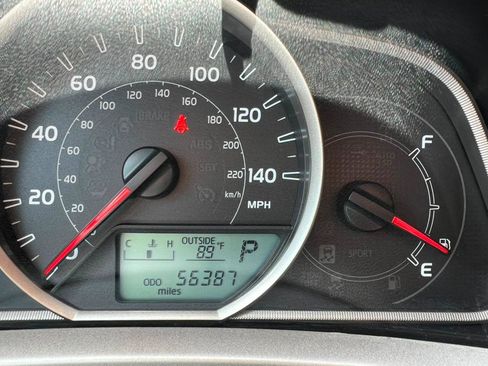 Used 2013 Toyota RAV4 LE AWD/4WD image 19