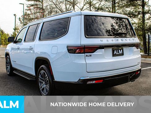 Used 2024 Jeep Wagoneer L Series II image 4