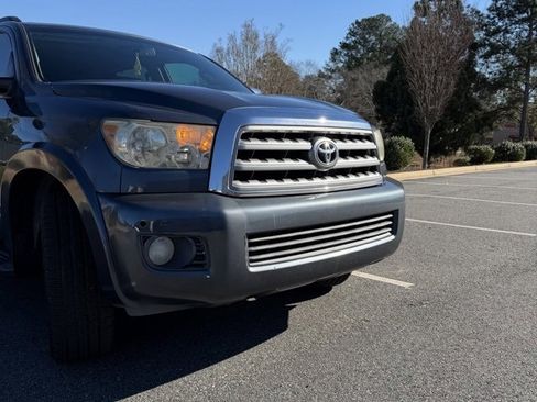 Used 2008 Toyota Sequoia Limited image 16