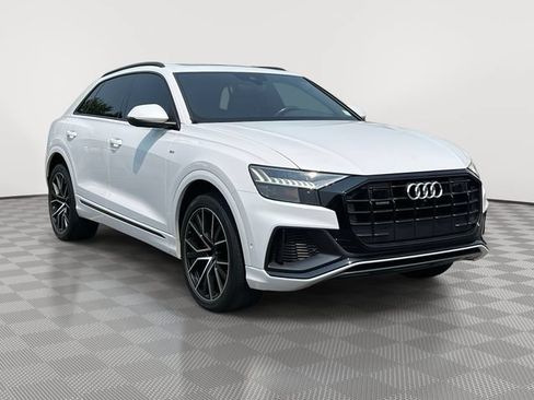 Used 2021 Audi Q8 Premium Plus w/ Premium Plus Package AWD/4WD image 4