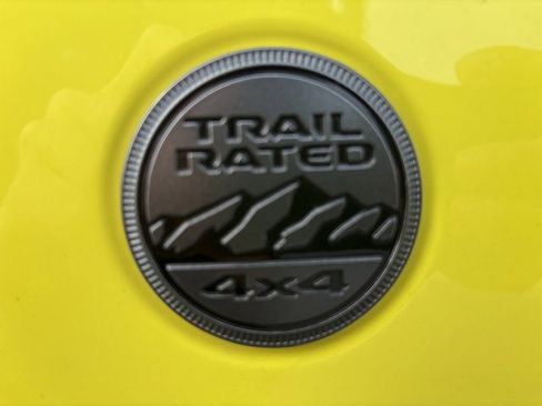 Used 2023 Jeep Gladiator Willys image 23