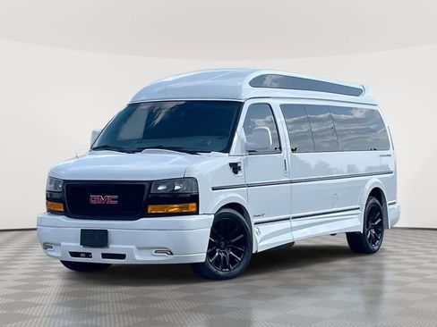 Used 2019 GMC Savana 2500 Extended w/ Enhanced Convenience Package image 1