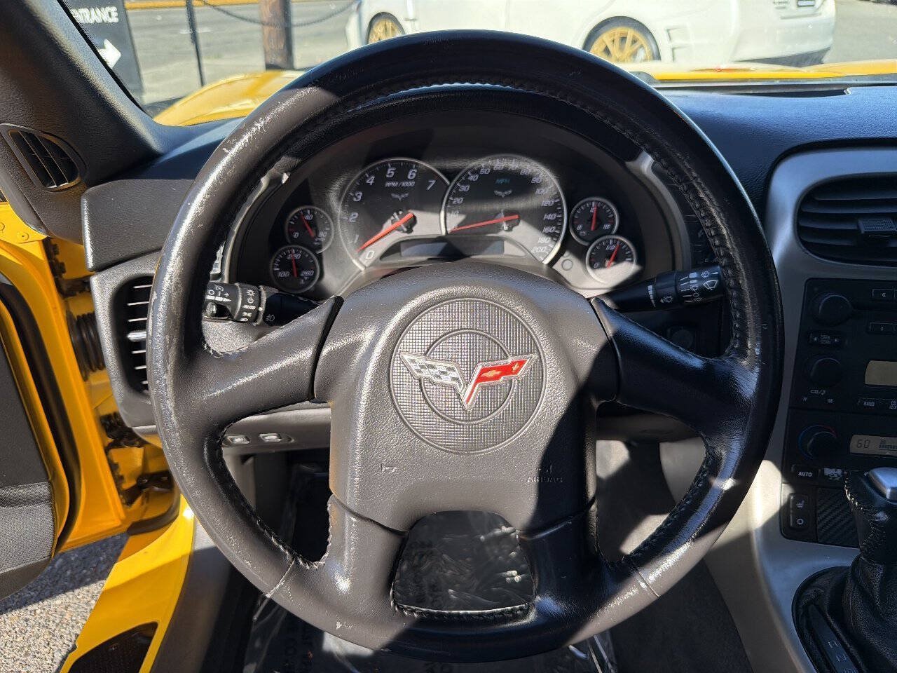 Used 2005 Chevrolet Corvette Coupe w/ Preferred Equipment Group RWD image 27